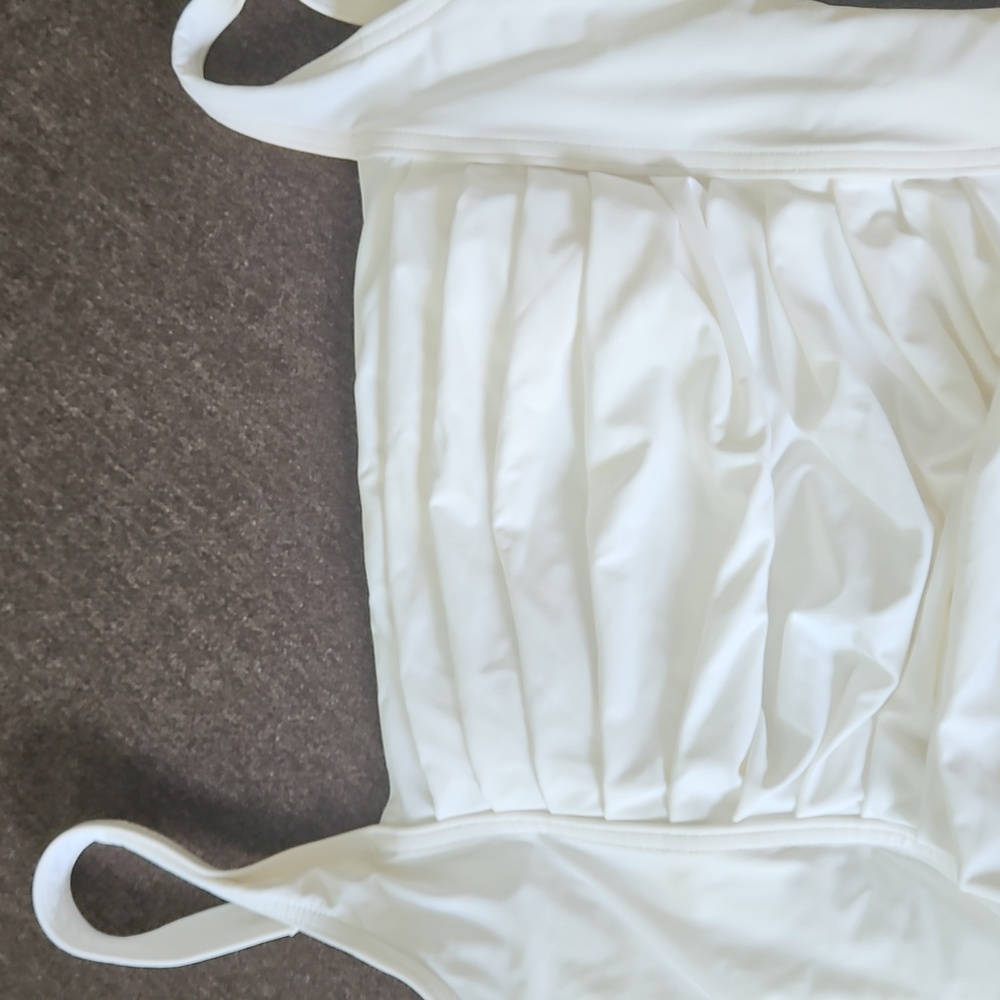 Calvin Klein White Ruched Swimsuit - Picture 2 of 6